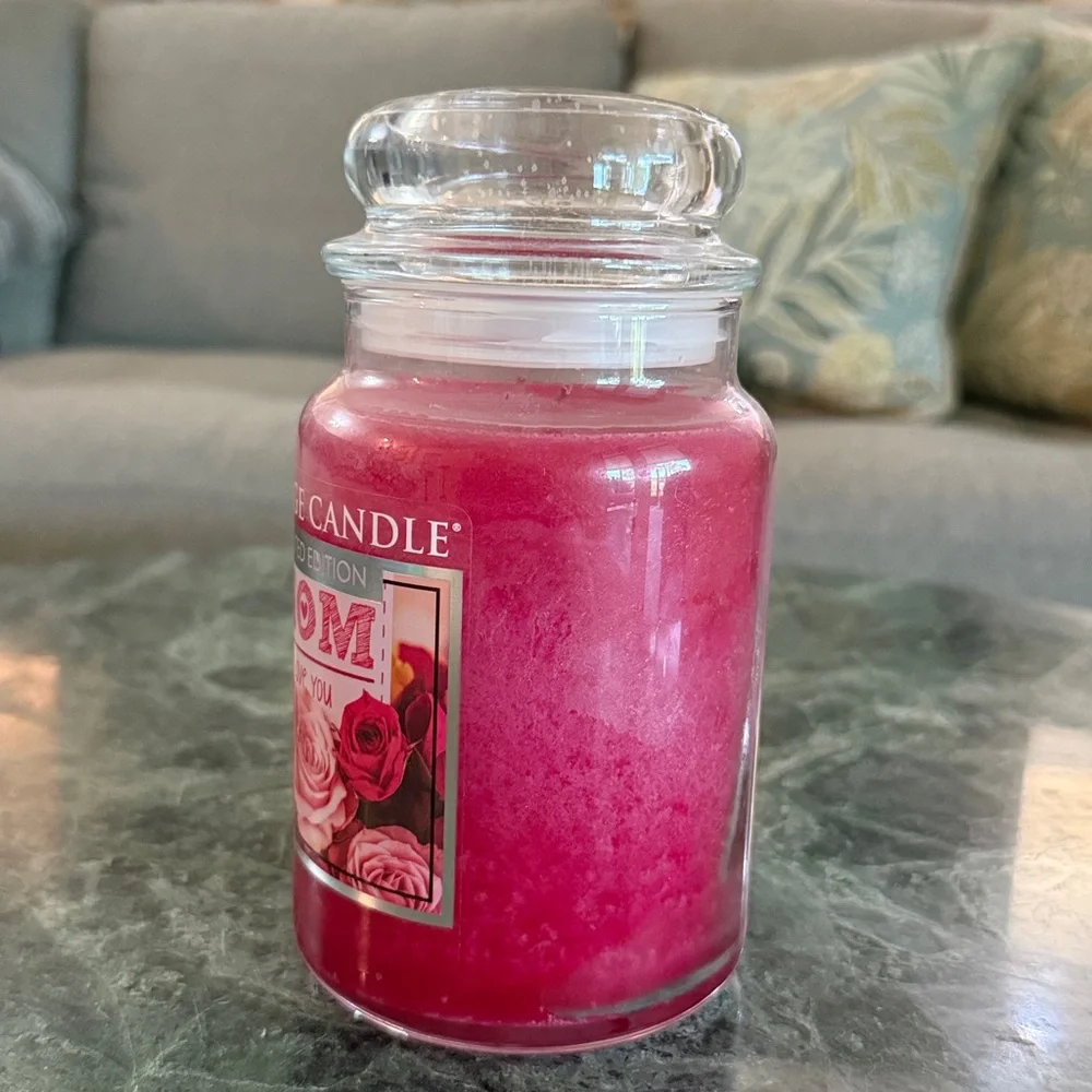 Village Candle Limited Edition 'MOM I Love You' Red Rose Jar Candle - Picture 5 of 9